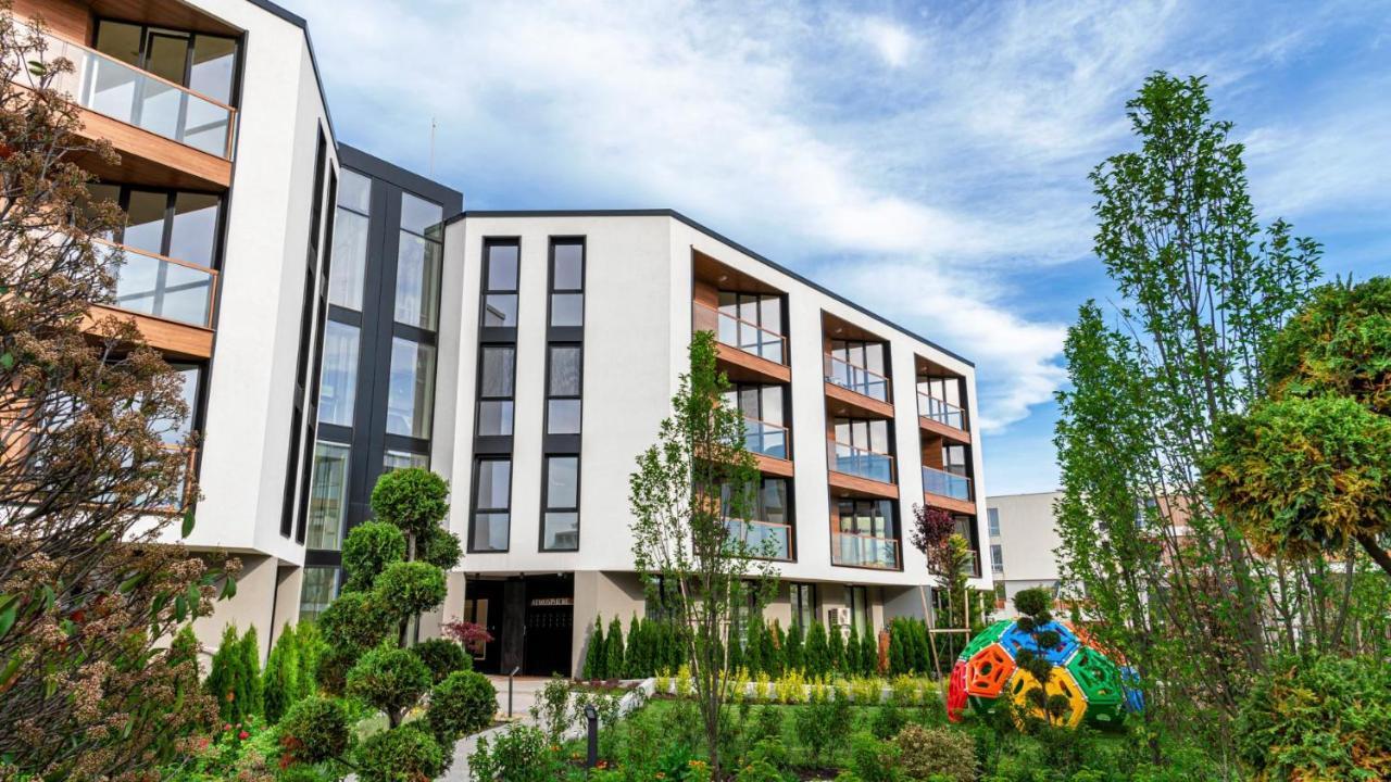 Atlantis Atmosphere Apartment Burgas Bagian luar foto