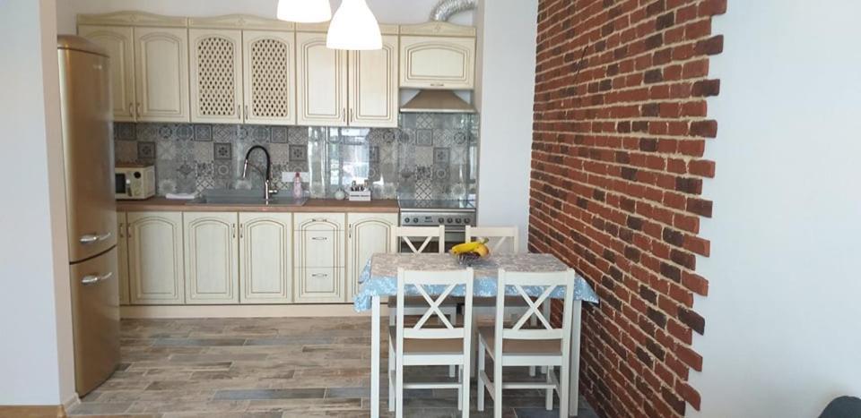 Atlantis Atmosphere Apartment Burgas Bagian luar foto